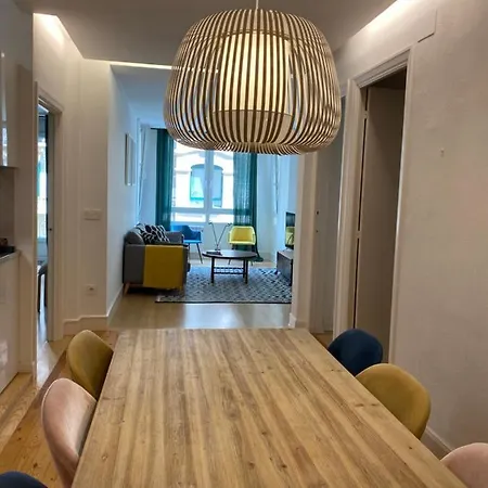 Usandizaga Apartment, Second Line Beach, Free Parking شقة سان سيباستيان