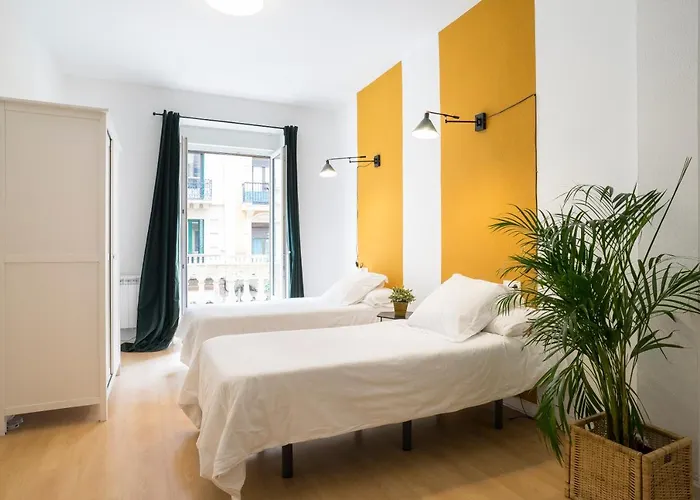 Usandizaga Apartment, Second Line Beach, Free Parking Apartment San Sebastian