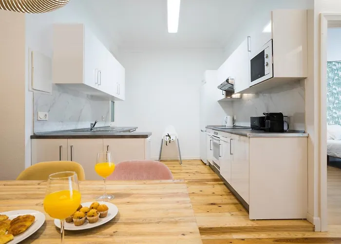 Usandizaga Apartment, Second Line Beach, Free Parking * San Sebastián