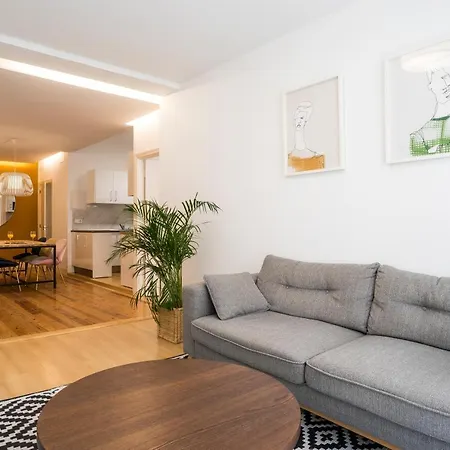Apartment Usandizaga Apartment, Second Line Beach, Free Parking San Sebastian